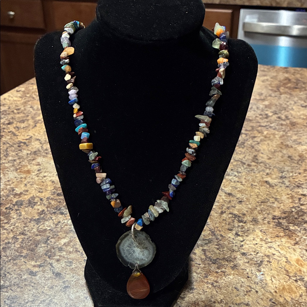 Multicolor Gemstone Necklace With Agate Pendant